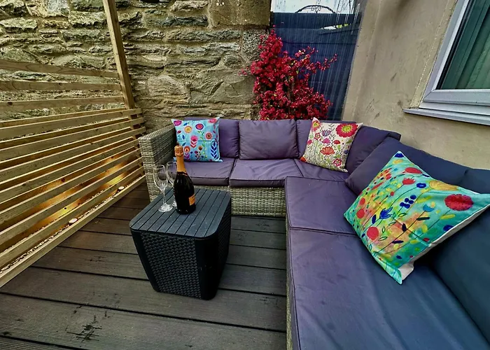 Sleeps 10-12 Snowdonia North Wales Nr Zip World