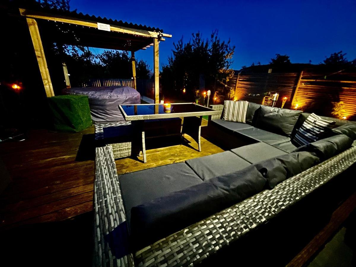 Holiday home Sleeps 10-12 Snowdonia North Wales Nr Zip World Tanygrisiau