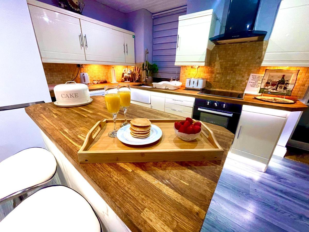 Sleeps 10-12 Snowdonia North Wales Nr Zip World Tanygrisiau