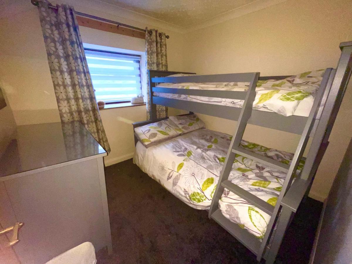 Sleeps 10-12 Snowdonia North Wales Nr Zip World *
