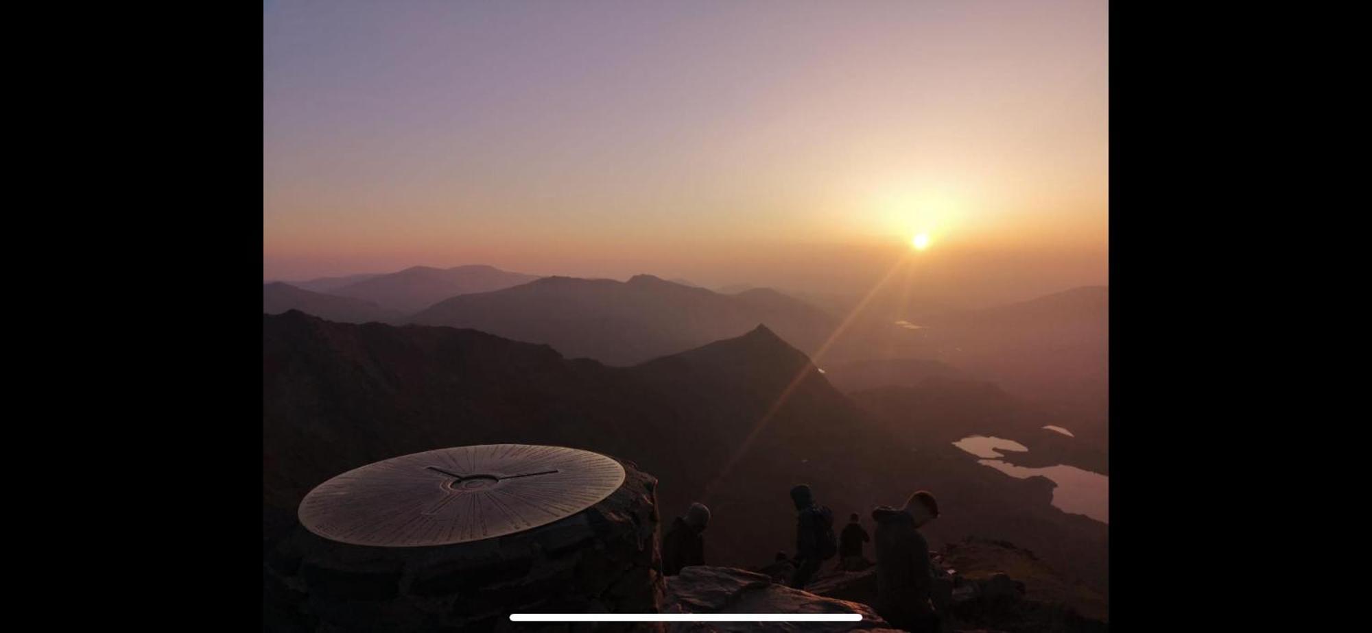 Sleeps 10-12 Snowdonia North Wales Nr Zip World